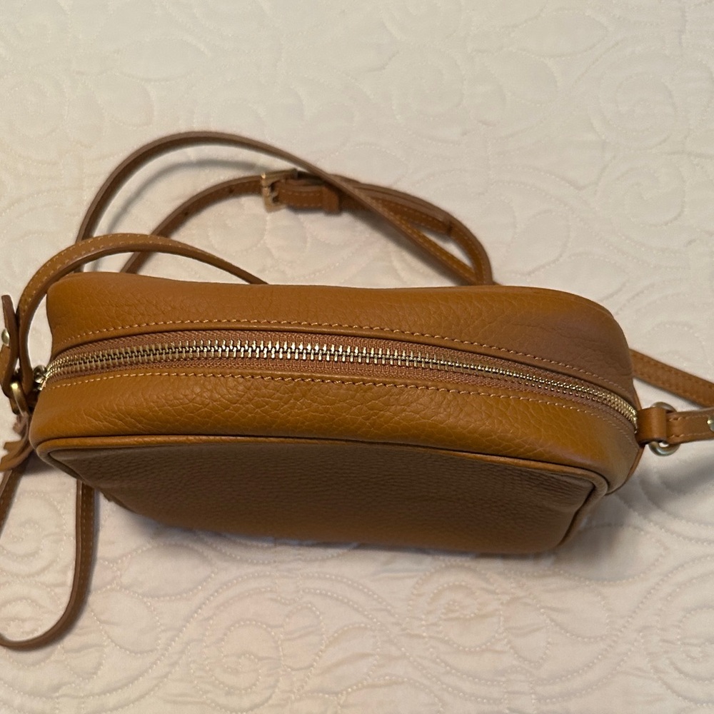 Gigi NY Tan Leather Crossbody Bag - Picture 5 of 9